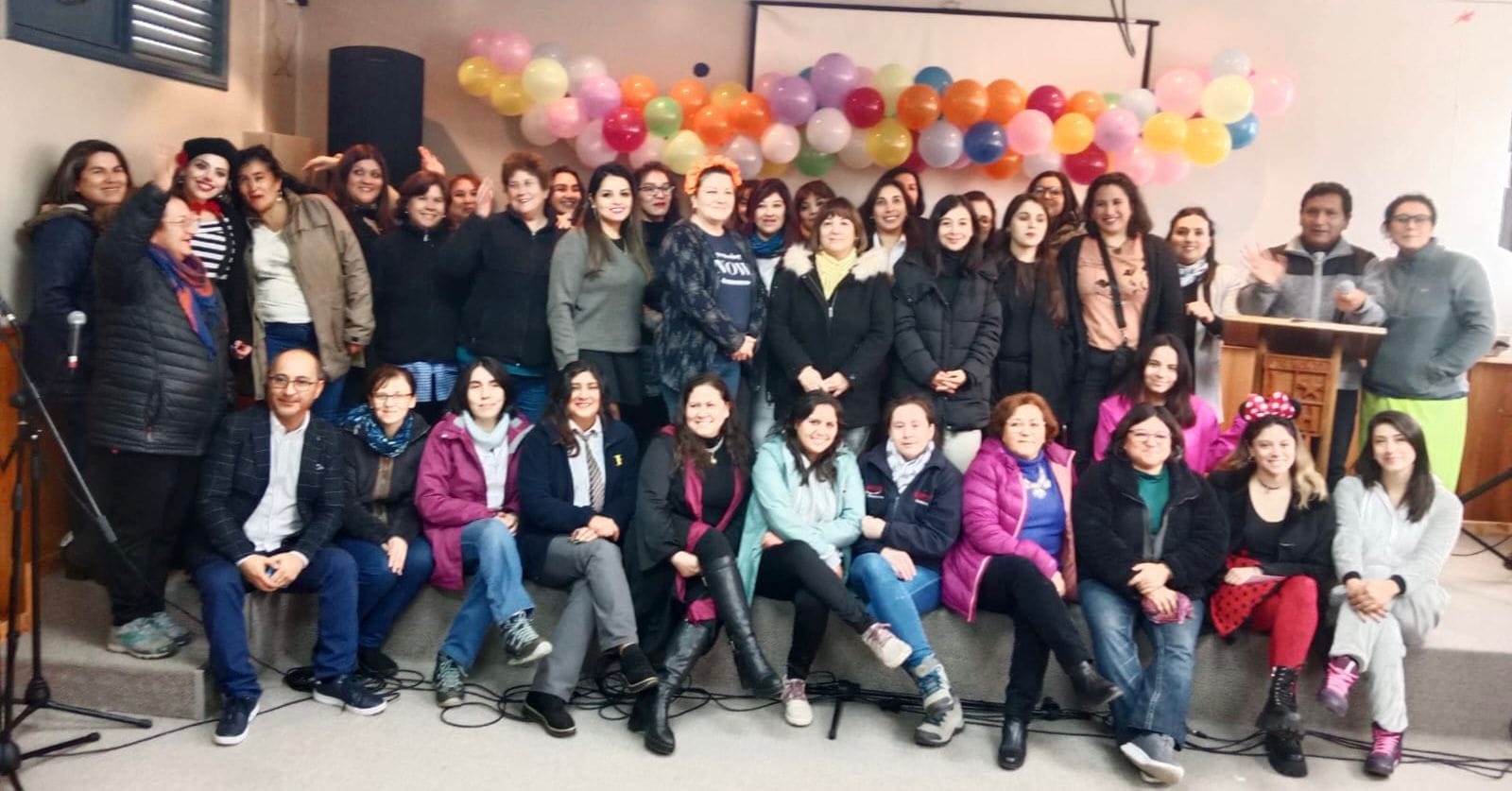 FELICIDADES A NUESTRAS MAMÁS LICEANAS