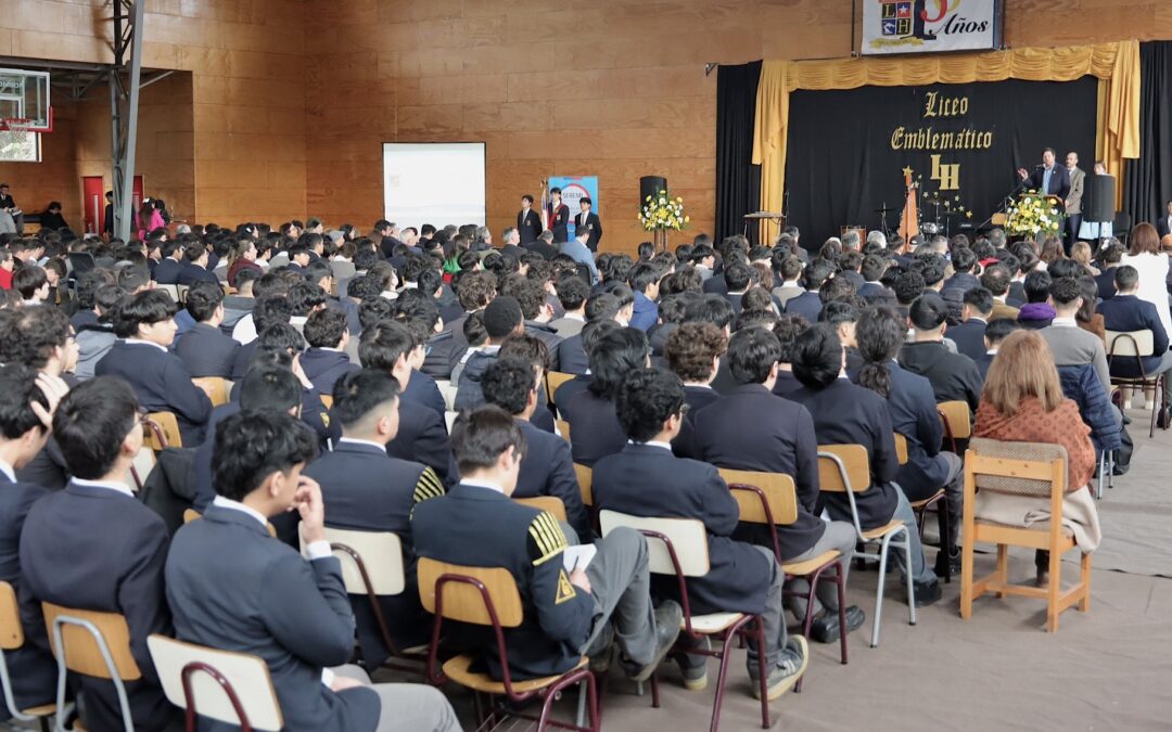 Primer y único “Liceo Emblemático” de la Región de Los Lagos.