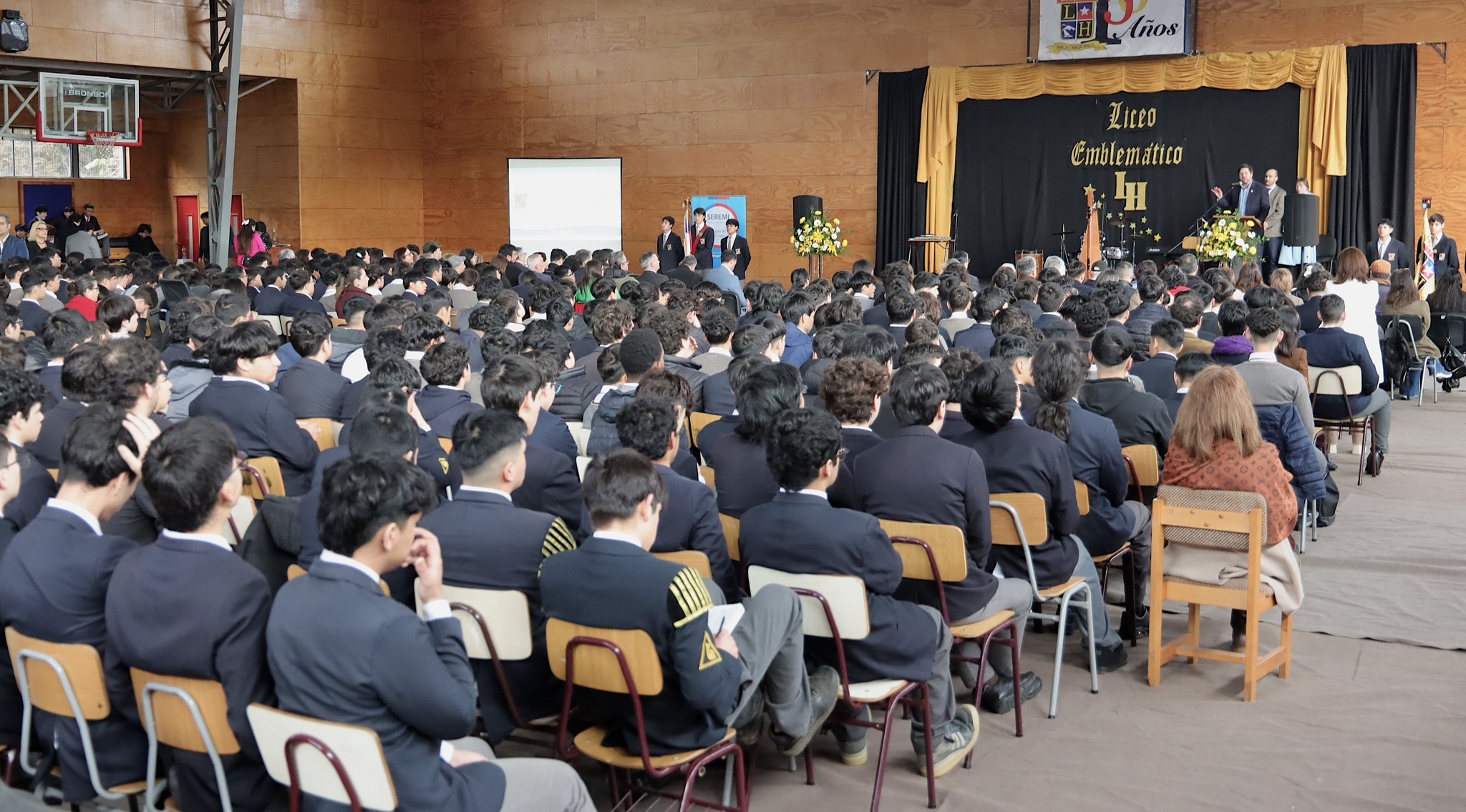 Primer y único “Liceo Emblemático” de la Región de Los Lagos.